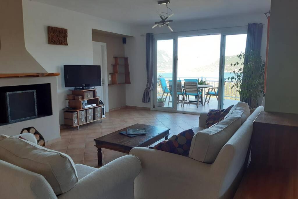 Villa Sunrise With Stunning Views And Private Pool Katokhórion Exteriör bild
