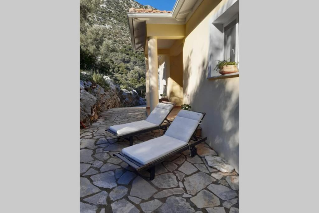 Villa Sunrise With Stunning Views And Private Pool Katokhórion Exteriör bild