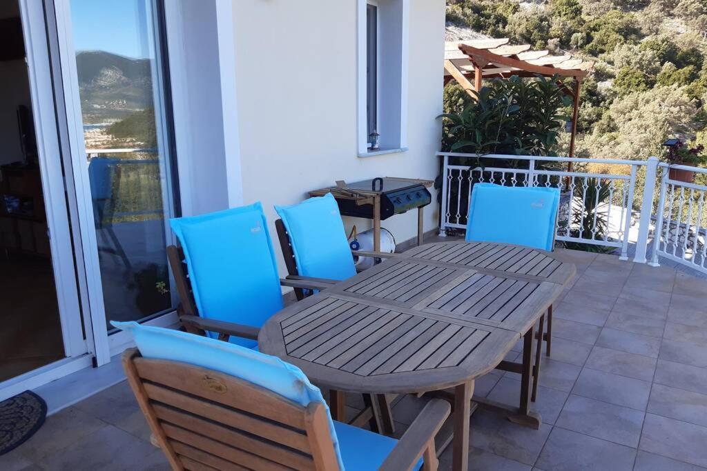 Villa Sunrise With Stunning Views And Private Pool Katokhórion Exteriör bild